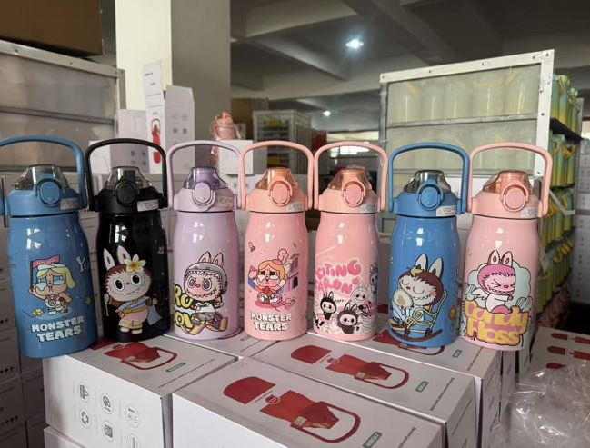 قمقمه دسته دار لبوبو و کری بیبی